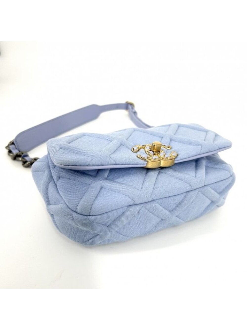 Chanel Waist Bag 19 Pouch Small - Picture 3 of 10